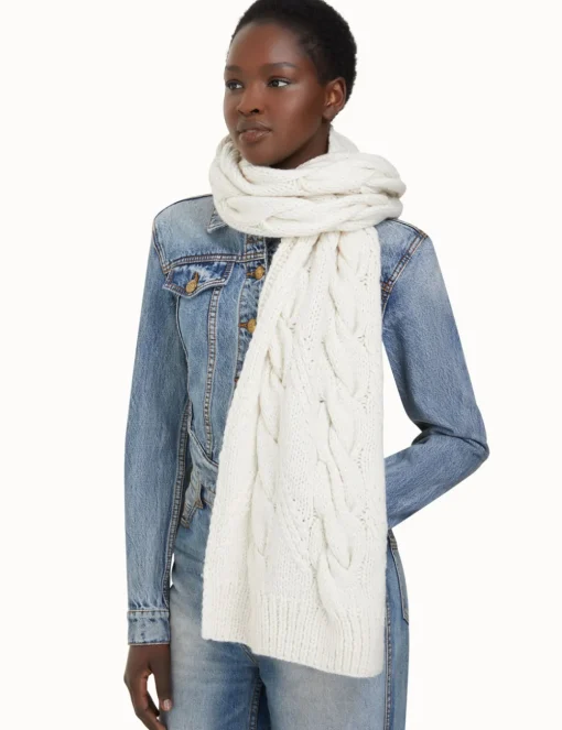 Luminosity Cable Scarf