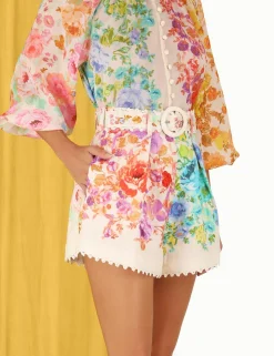 Raie Tuck Short